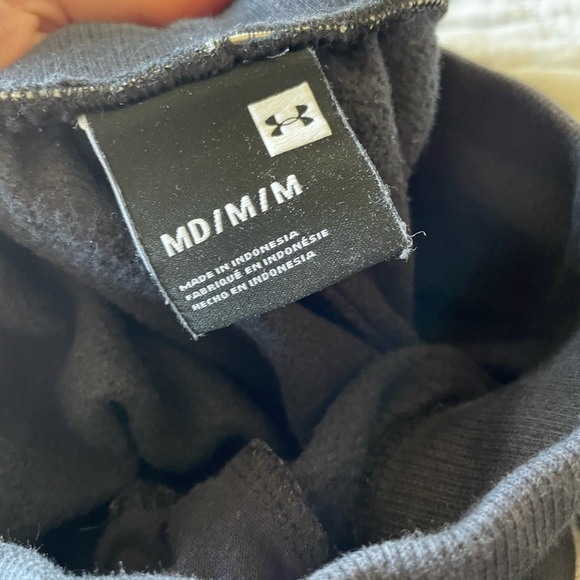 Black size Medium Under Armour Sweatpants Great Condition - Picture 2 of 2